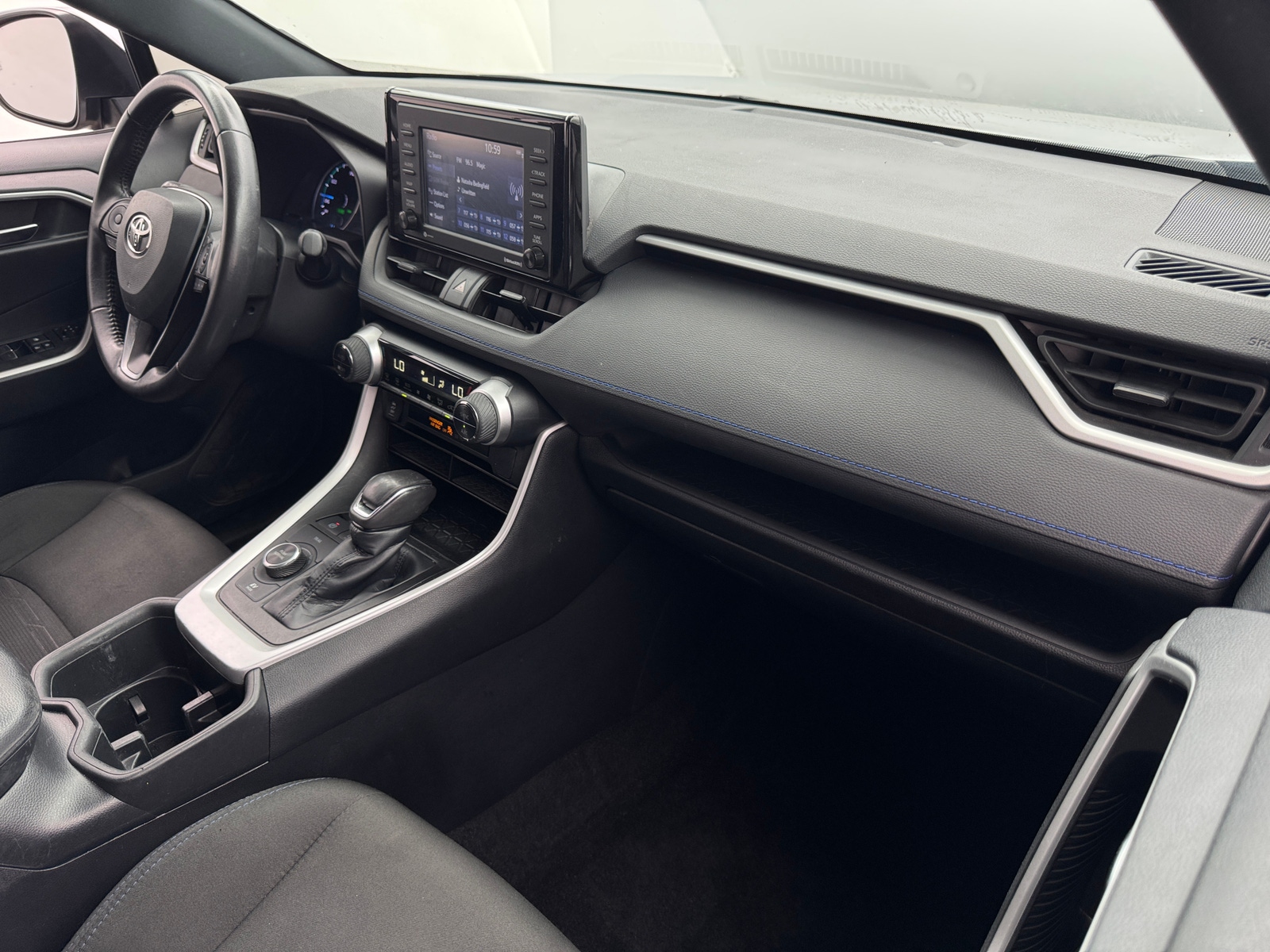 Thumbnail: 2022 Toyota RAV4 - 3