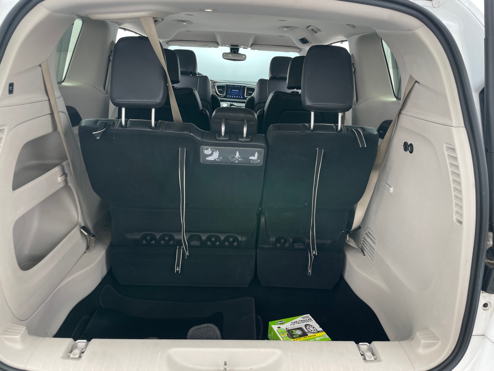 Thumbnail: 2017 Chrysler Pacifica - 6