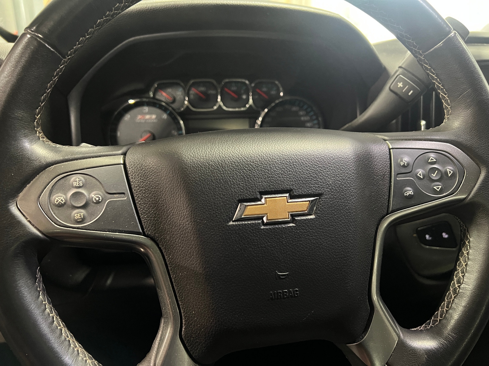 Thumbnail: 2018 Chevrolet Silverado 1500 - 5