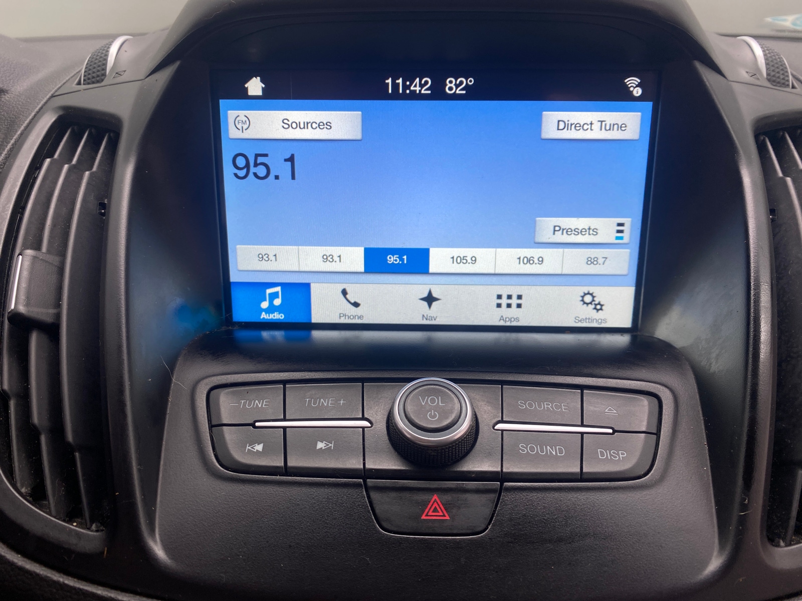 Thumbnail: 2018 Ford Escape - 3