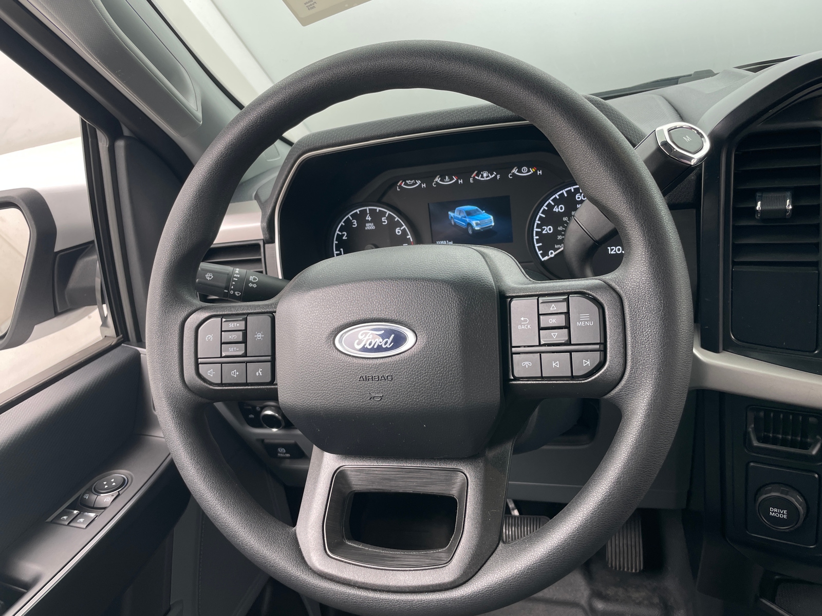 Thumbnail: 2023 Ford Econoline - 5