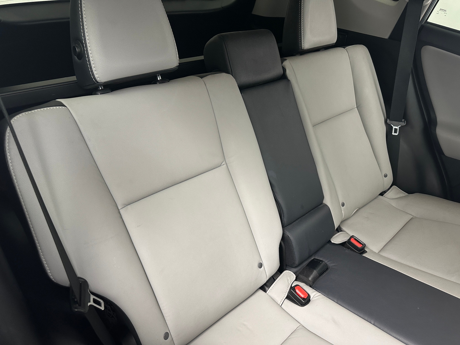 Thumbnail: 2017 Toyota RAV4 - 5