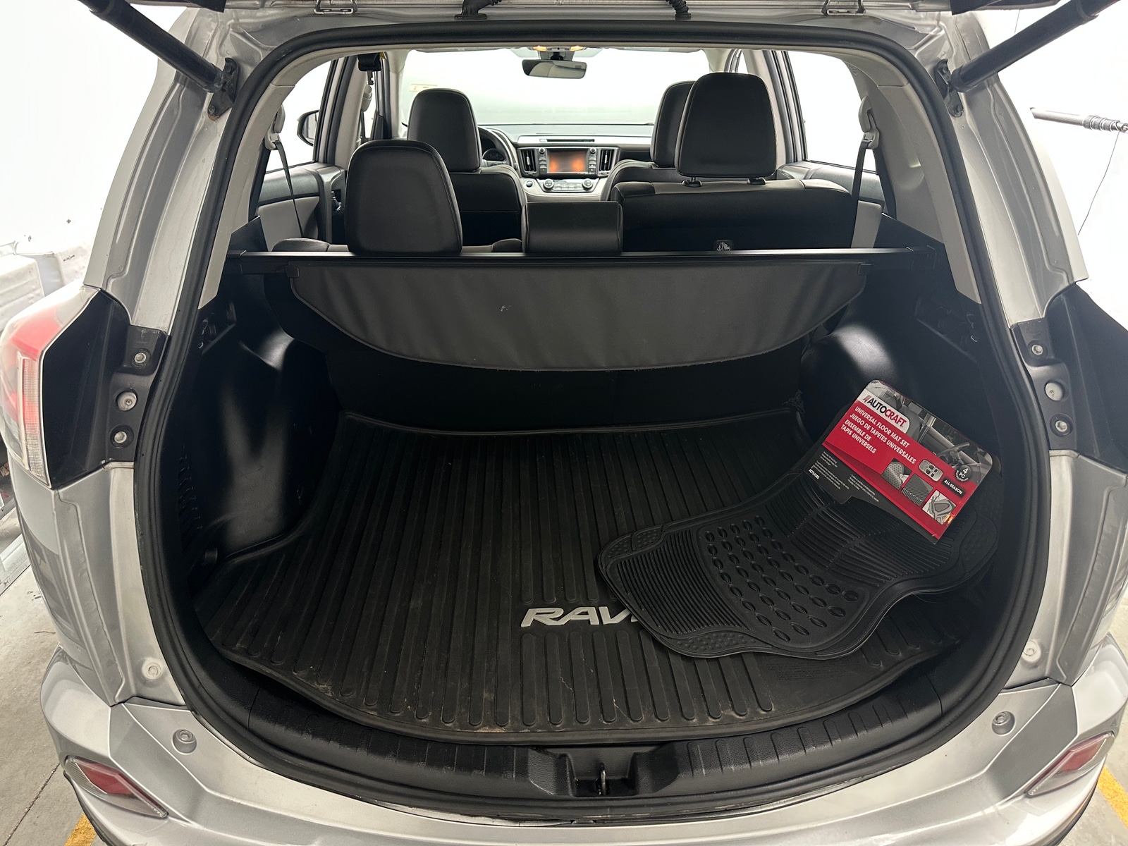 Thumbnail: 2017 Toyota RAV4 - 6