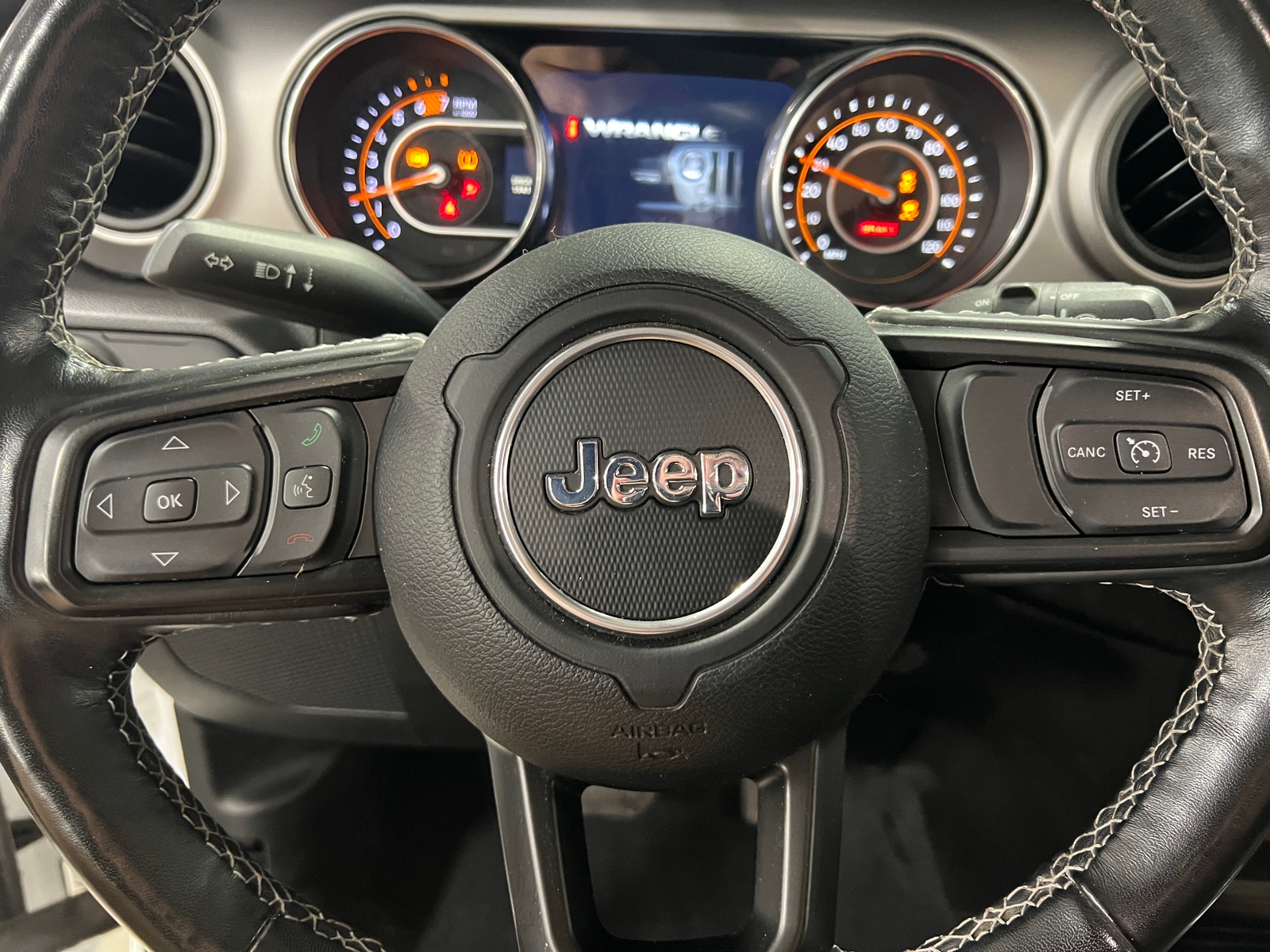 Thumbnail: 2021 Jeep Wrangler - 5