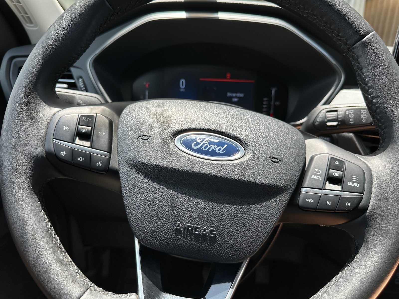 Thumbnail: 2023 Ford Escape - 5