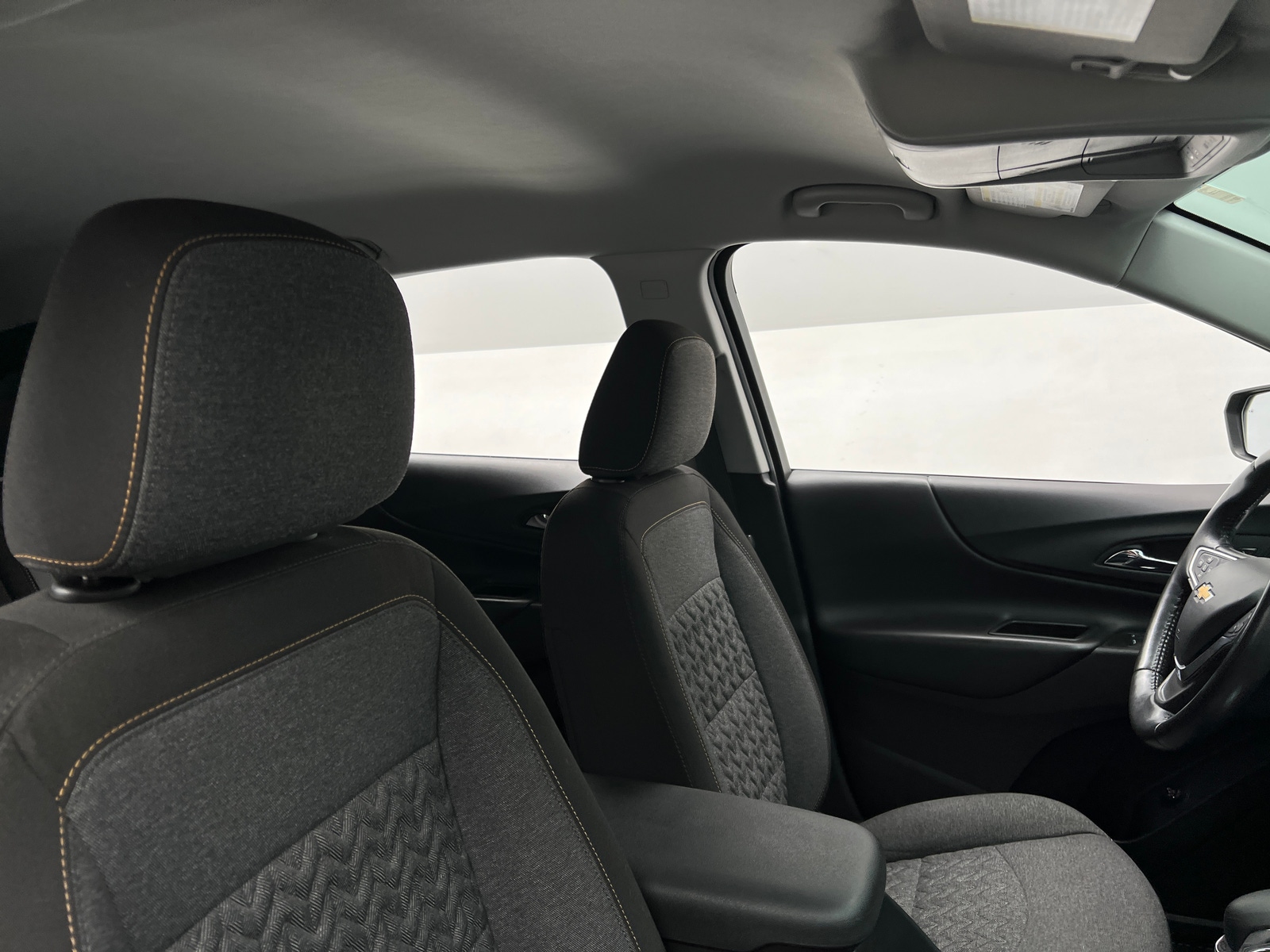 Thumbnail: 2022 Chevrolet Equinox - 2