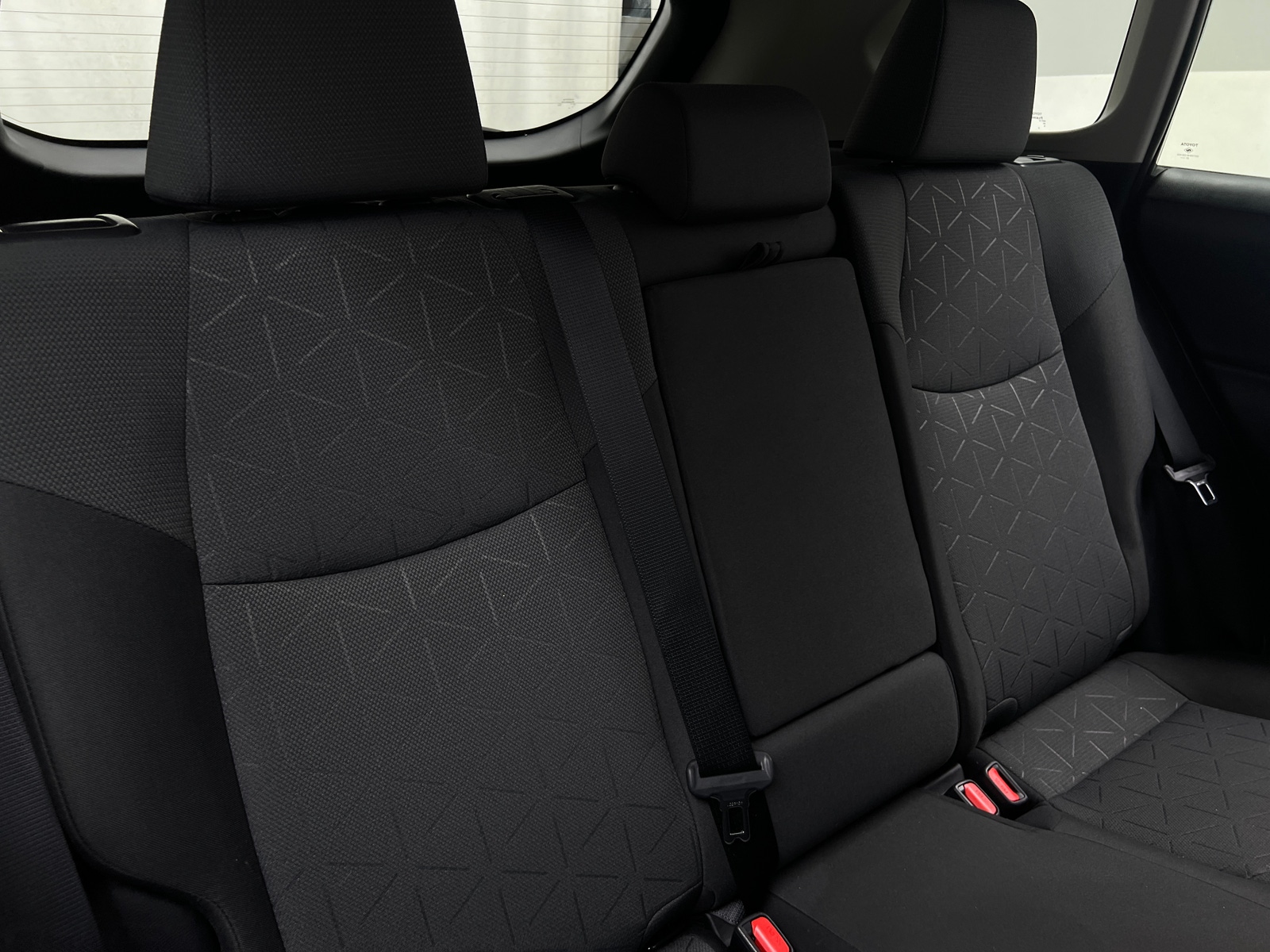 Thumbnail: 2022 Toyota RAV4 - 6