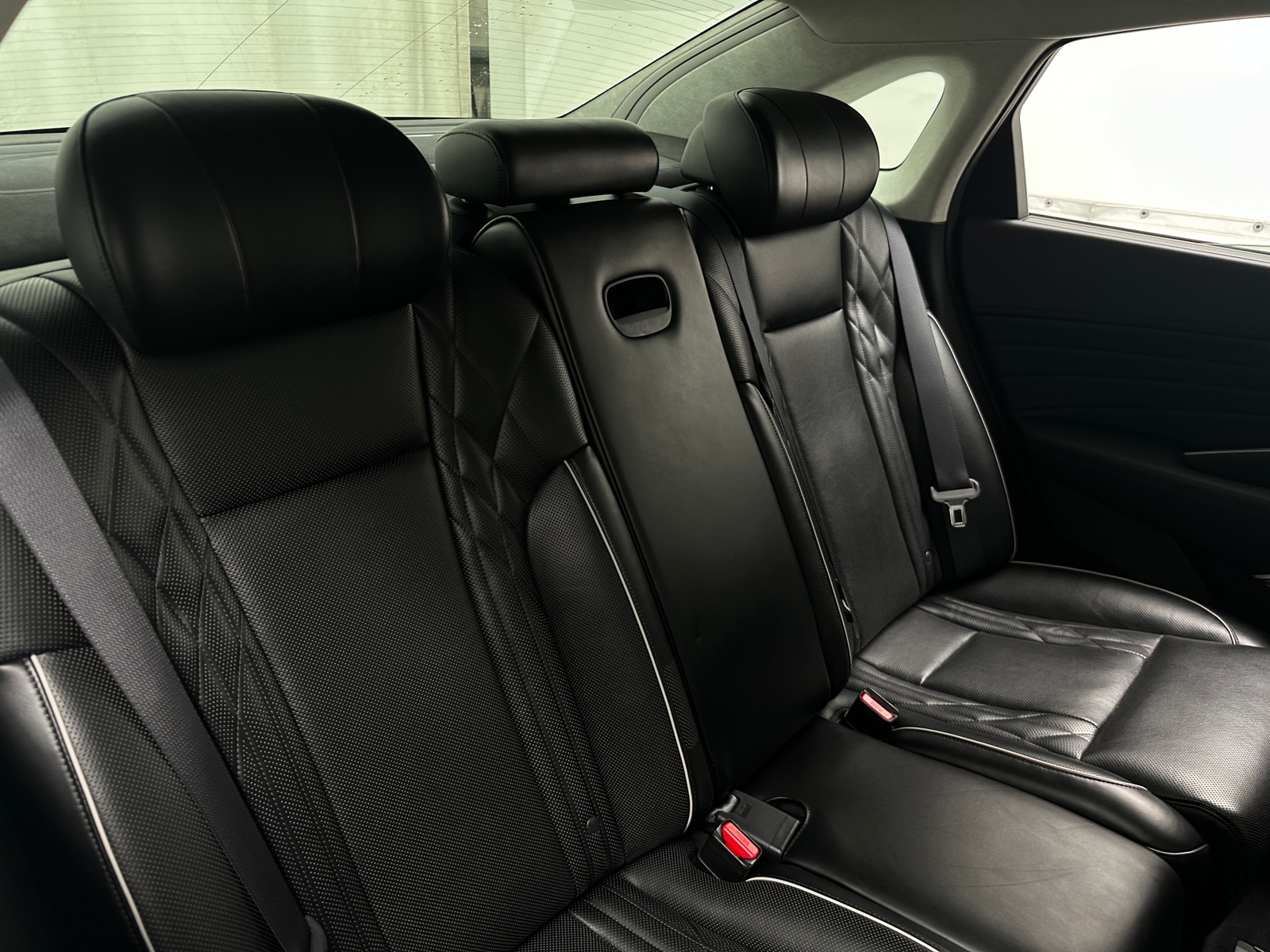 Thumbnail: 2019 Kia K900 - 5