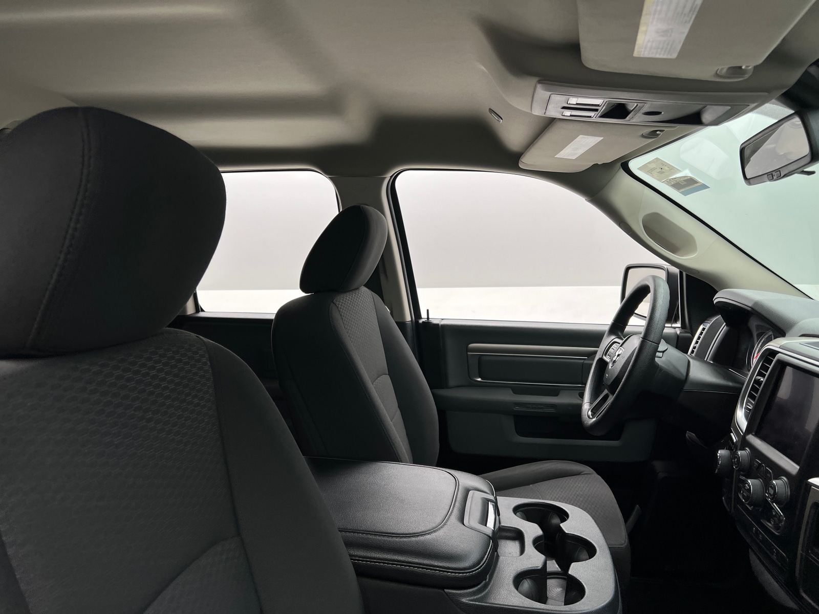 Thumbnail: 2019 RAM 1500 Classic - 2