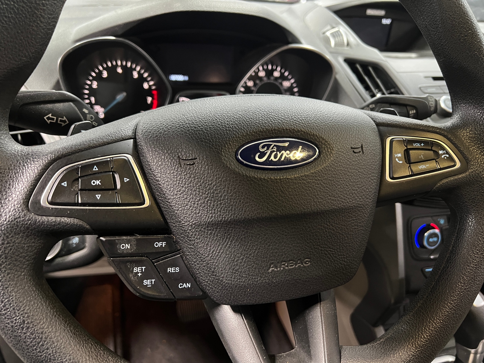 Thumbnail: 2017 Ford Escape - 5