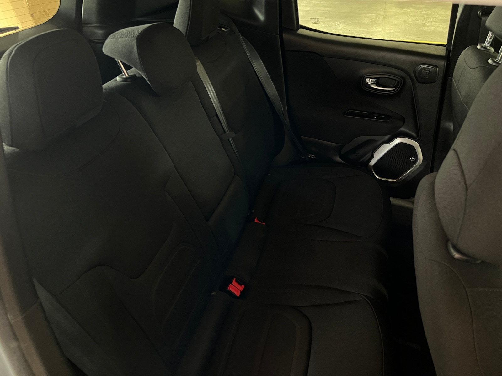 Thumbnail: 2018 Jeep Renegade - 6