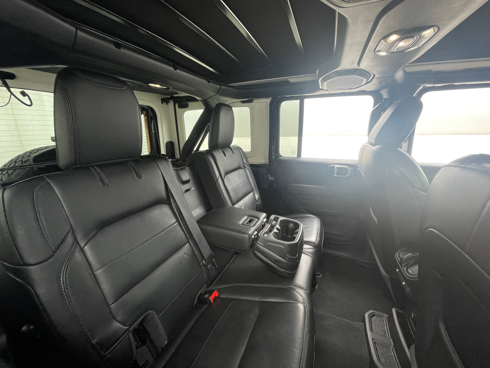 Thumbnail: 2021 Jeep Wrangler - 5