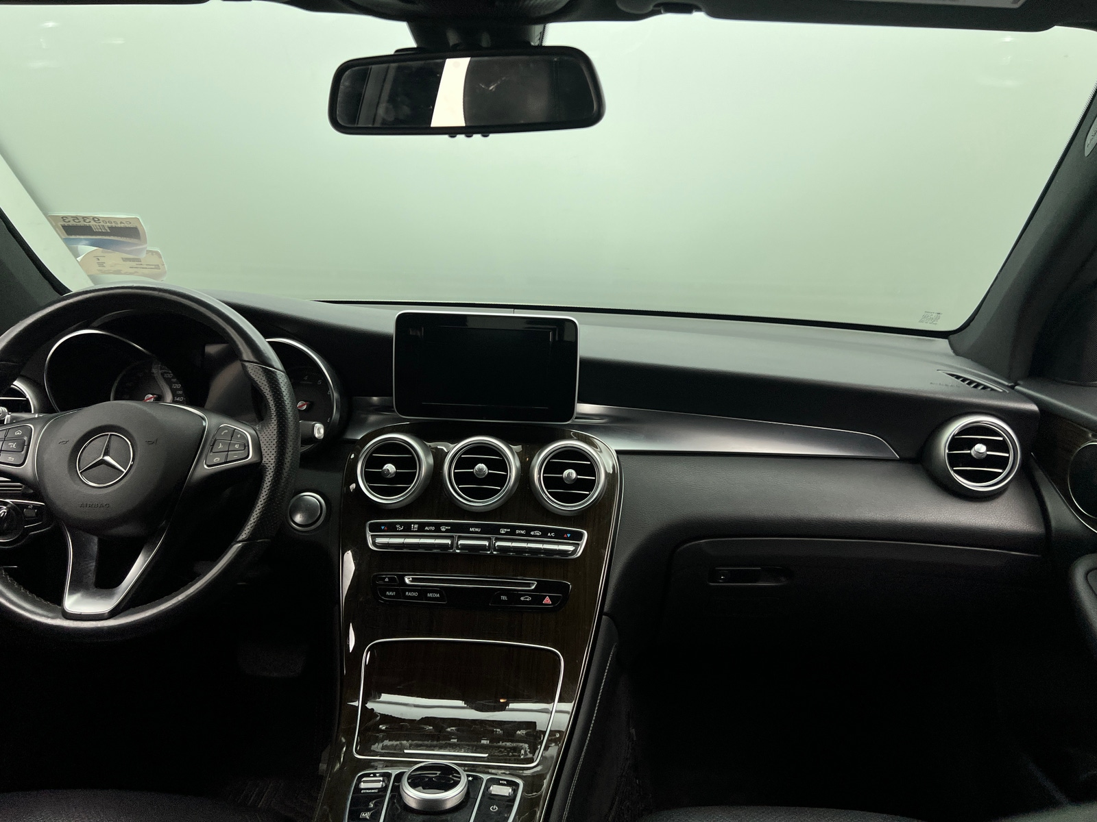 Thumbnail: 2019 Mercedes-Benz GLC - 2