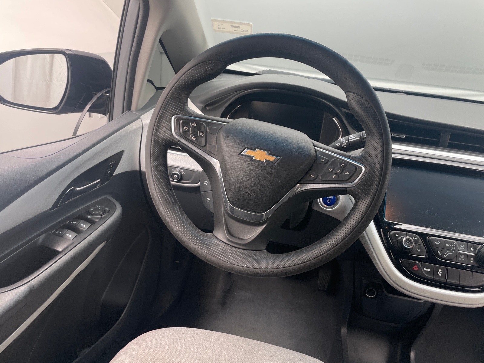 Thumbnail: 2020 Chevrolet Bolt EV - 5