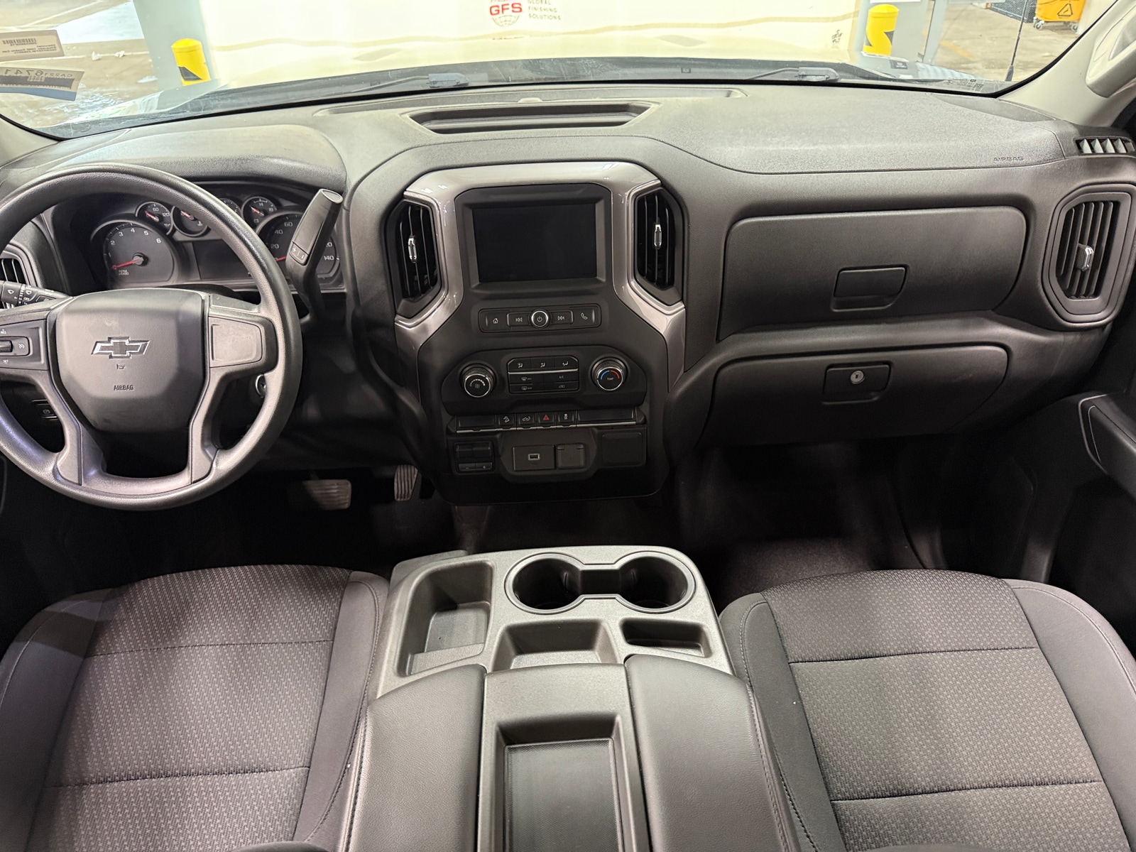 Thumbnail: 2020 Chevrolet Silverado 1500 - 3