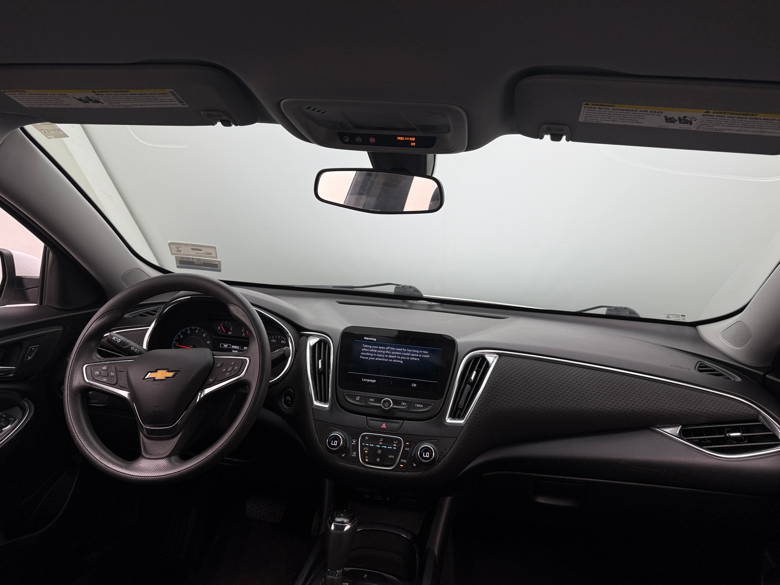 Thumbnail: 2019 Chevrolet Malibu - 3