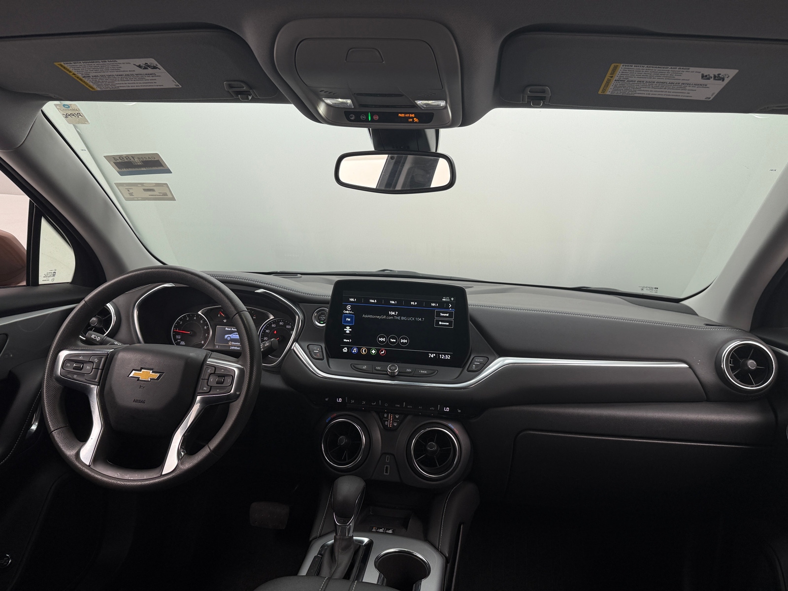 Thumbnail: 2023 Chevrolet Blazer - 3