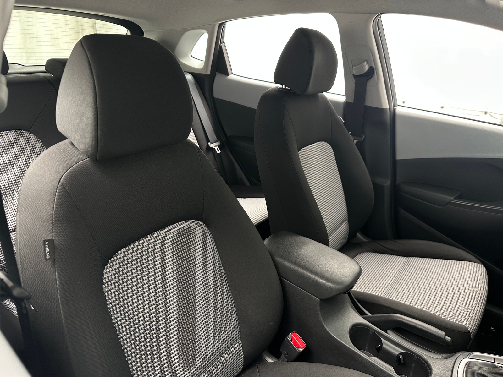Thumbnail: 2019 Hyundai Kona - 2