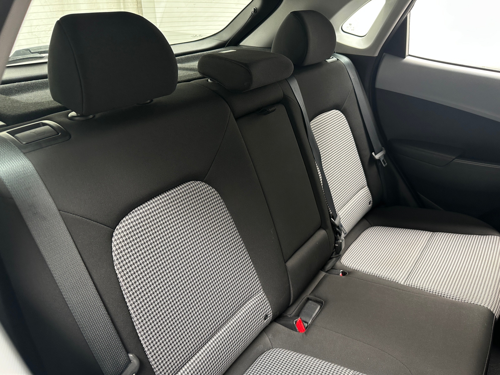 Thumbnail: 2019 Hyundai Kona - 6