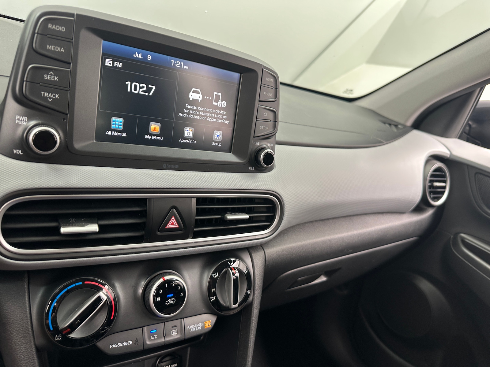 Thumbnail: 2019 Hyundai Kona - 4