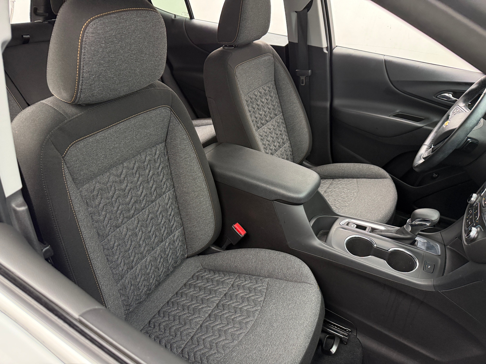 Thumbnail: 2023 Chevrolet Equinox - 2