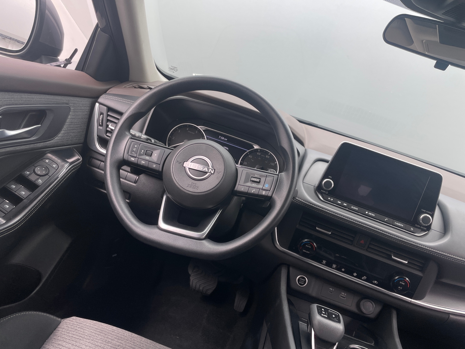 Thumbnail: 2023 Nissan Rogue - 5