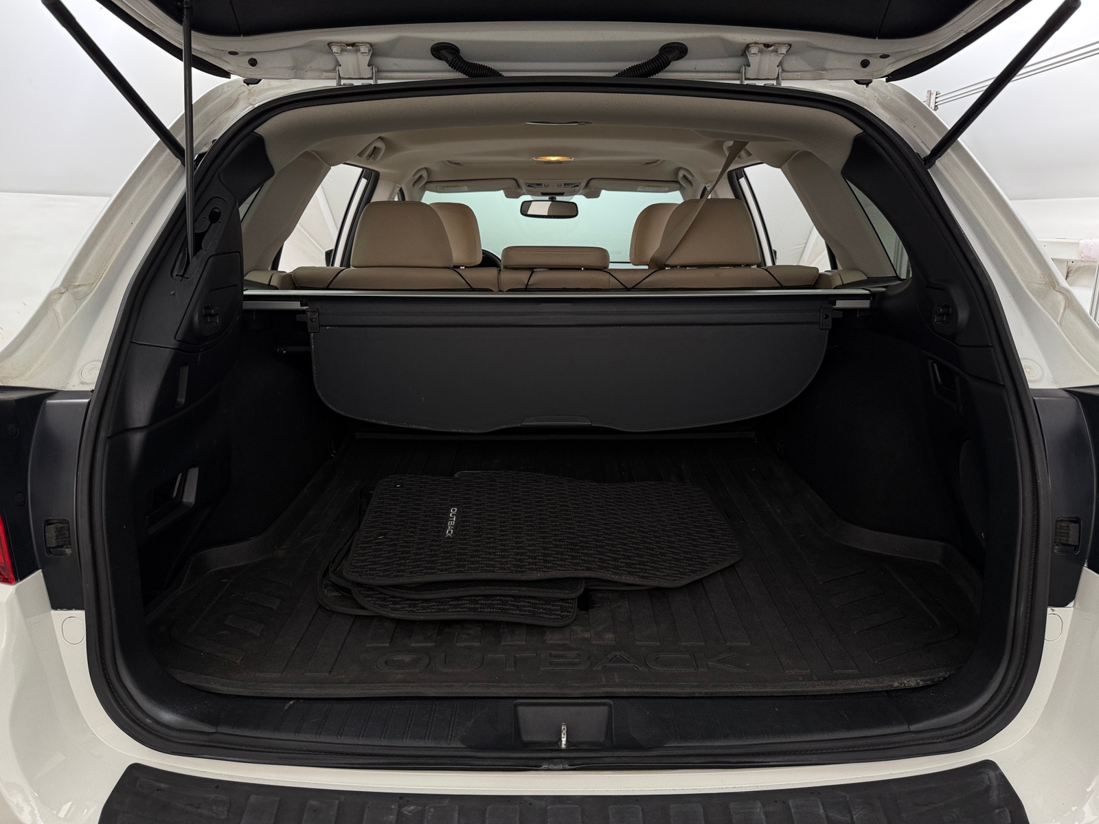 Thumbnail: 2015 Subaru Outback - 6
