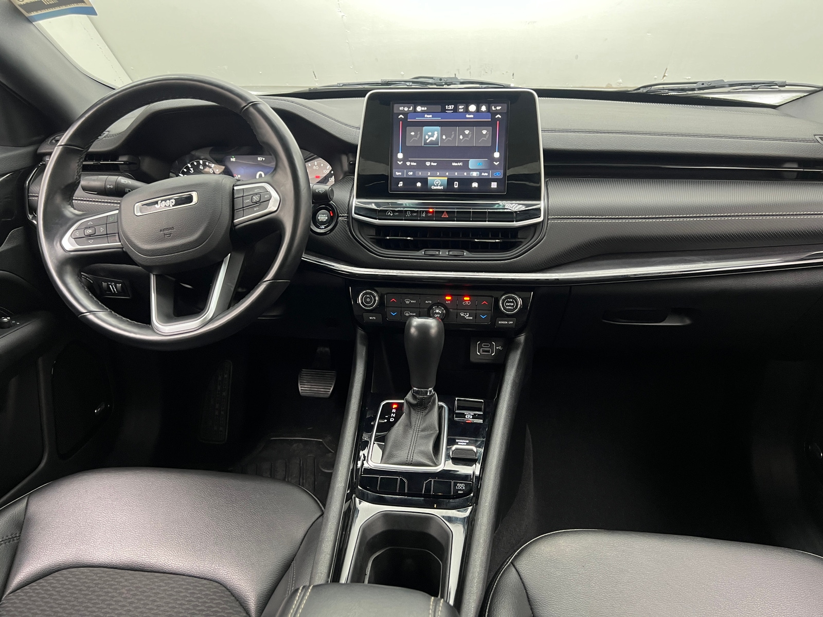 Thumbnail: 2022 Jeep Compass - 3