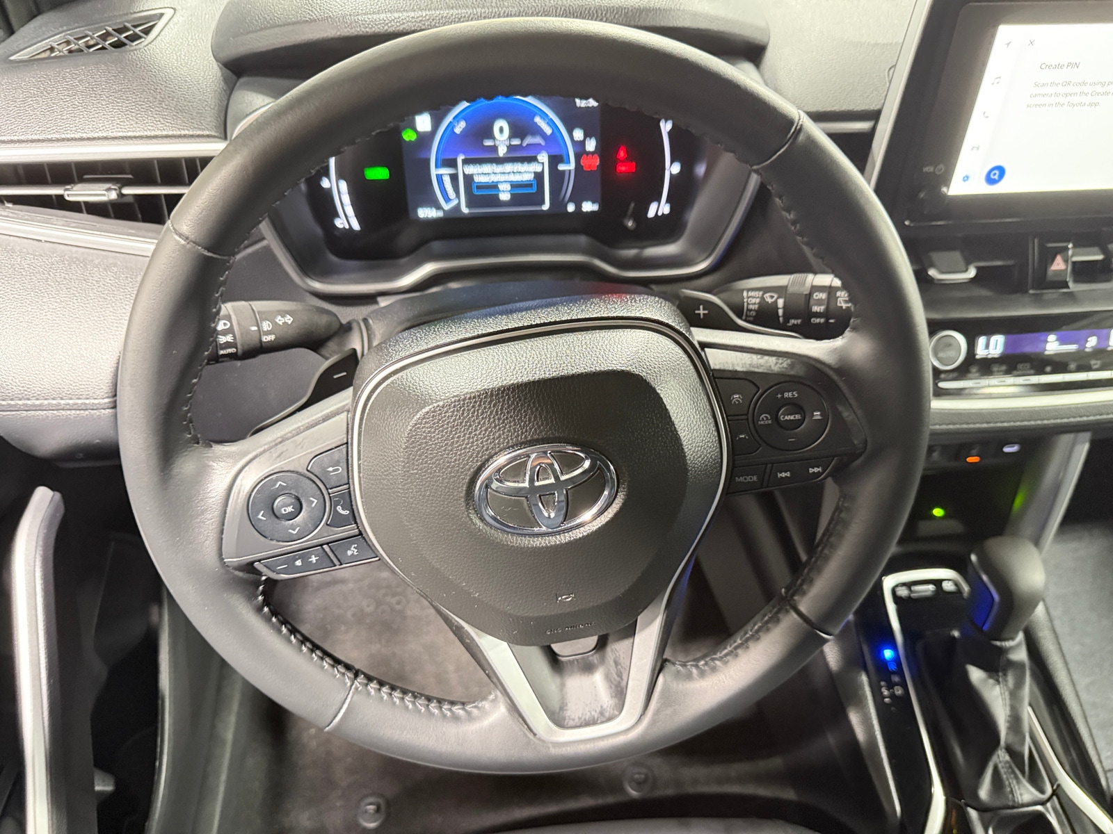 Thumbnail: 2024 Toyota Corolla Cross - 4