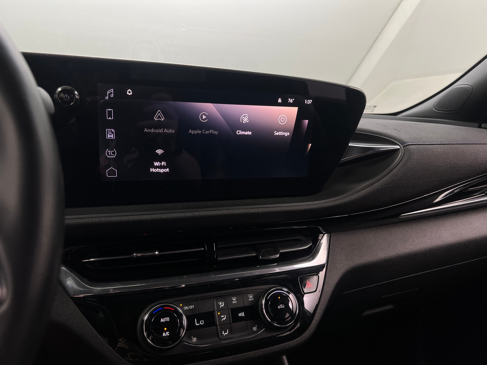 Thumbnail: 2024 Buick Envista - 3