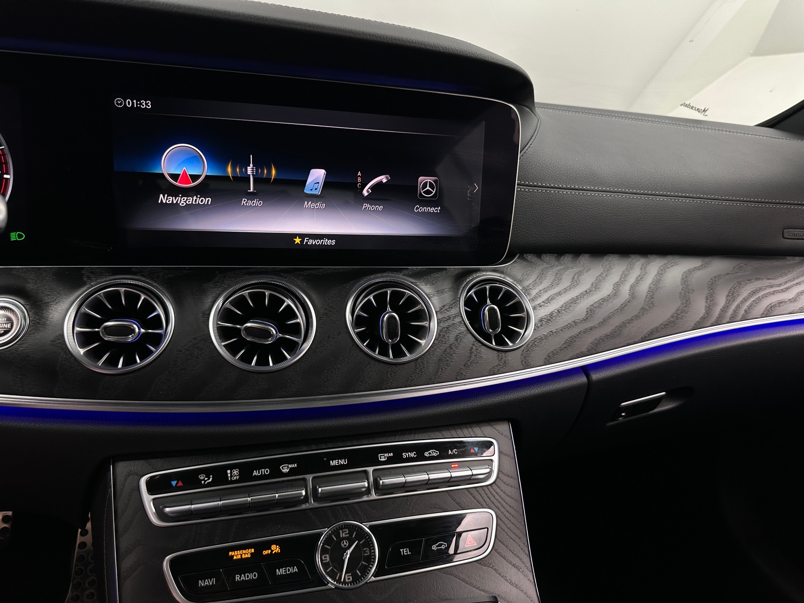 Thumbnail: 2020 Mercedes-Benz E-Class - 2