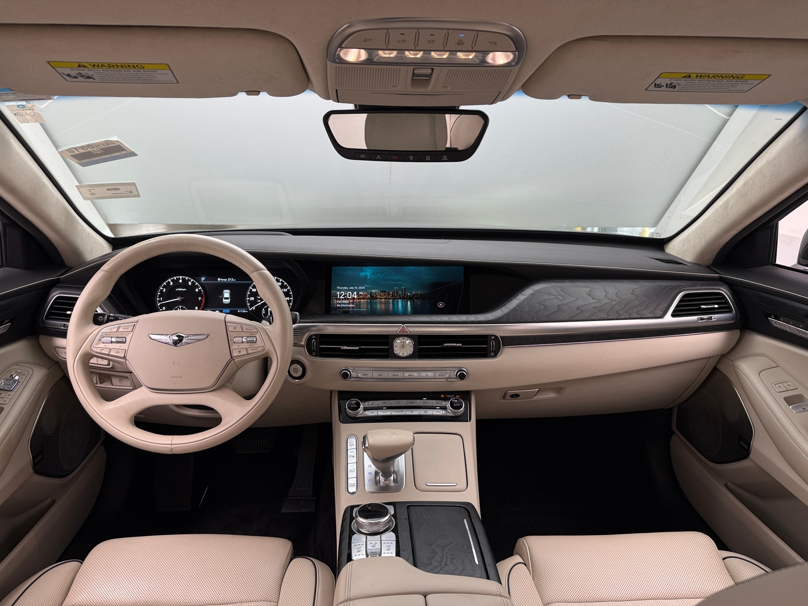 Thumbnail: 2022 Genesis G90 - 2