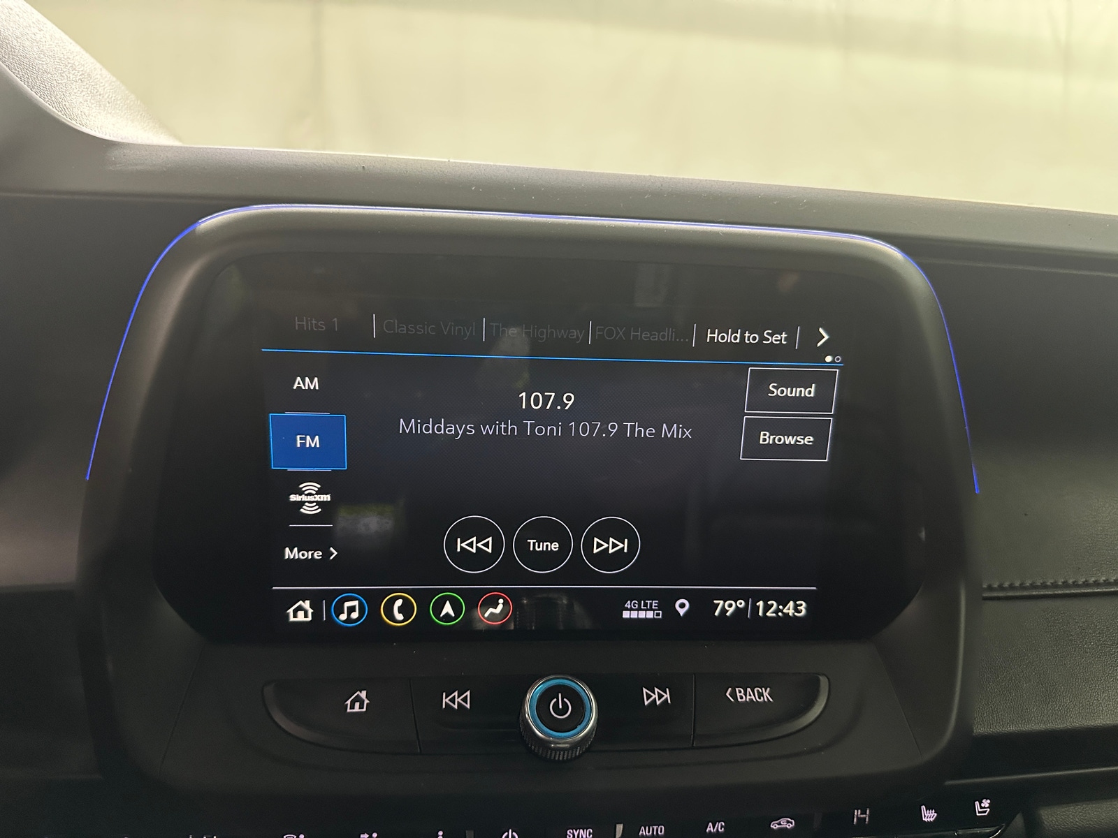 Thumbnail: 2019 Chevrolet Camaro - 2
