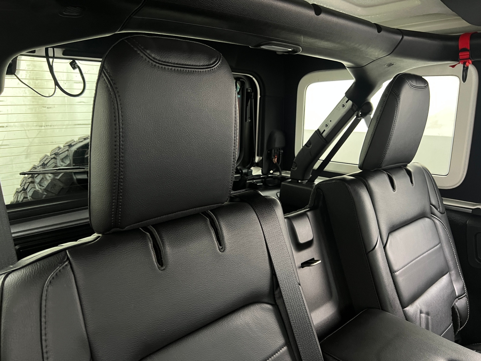 Thumbnail: 2019 Jeep Wrangler - 6