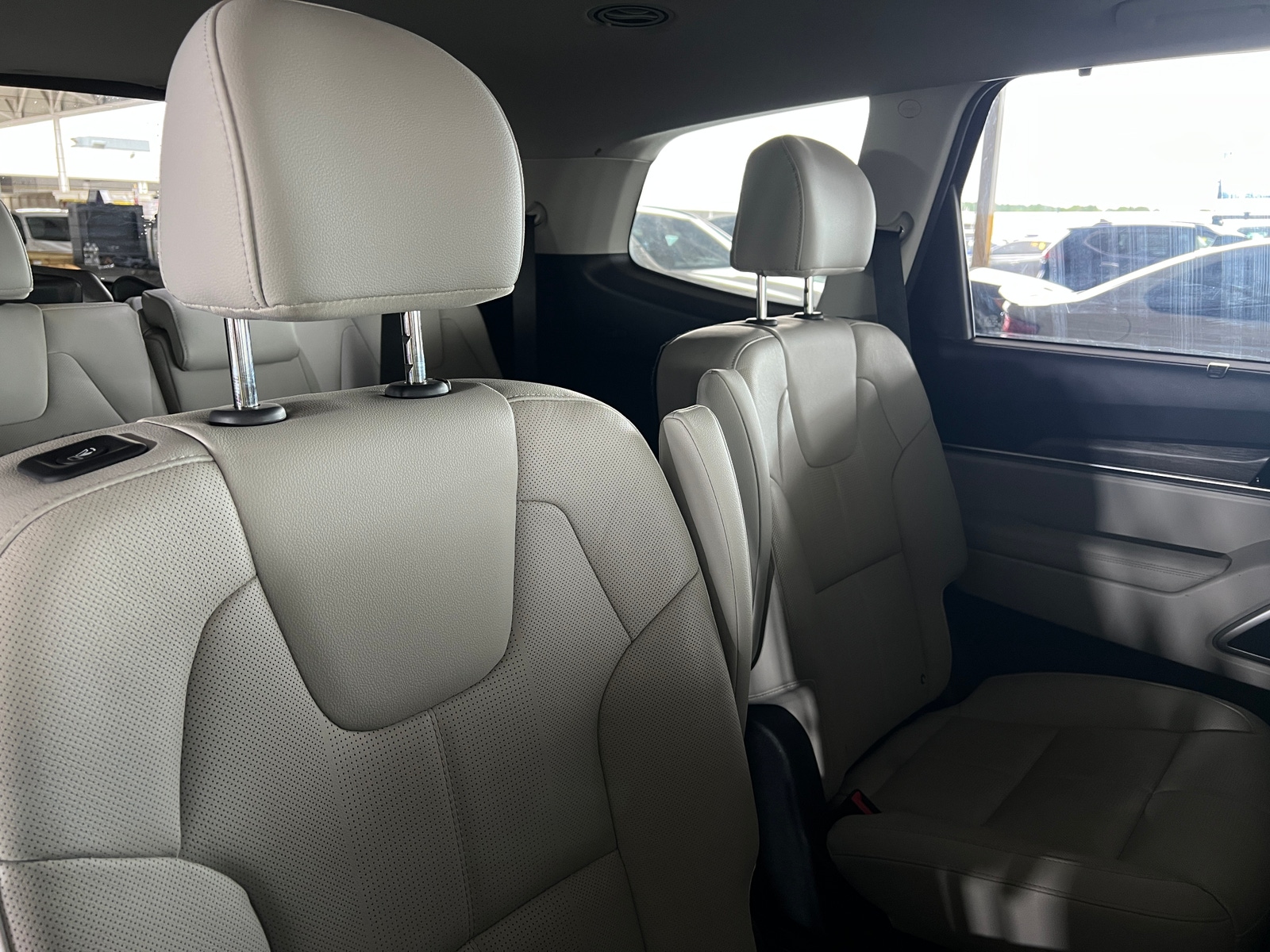 Thumbnail: 2021 Kia Telluride - 5
