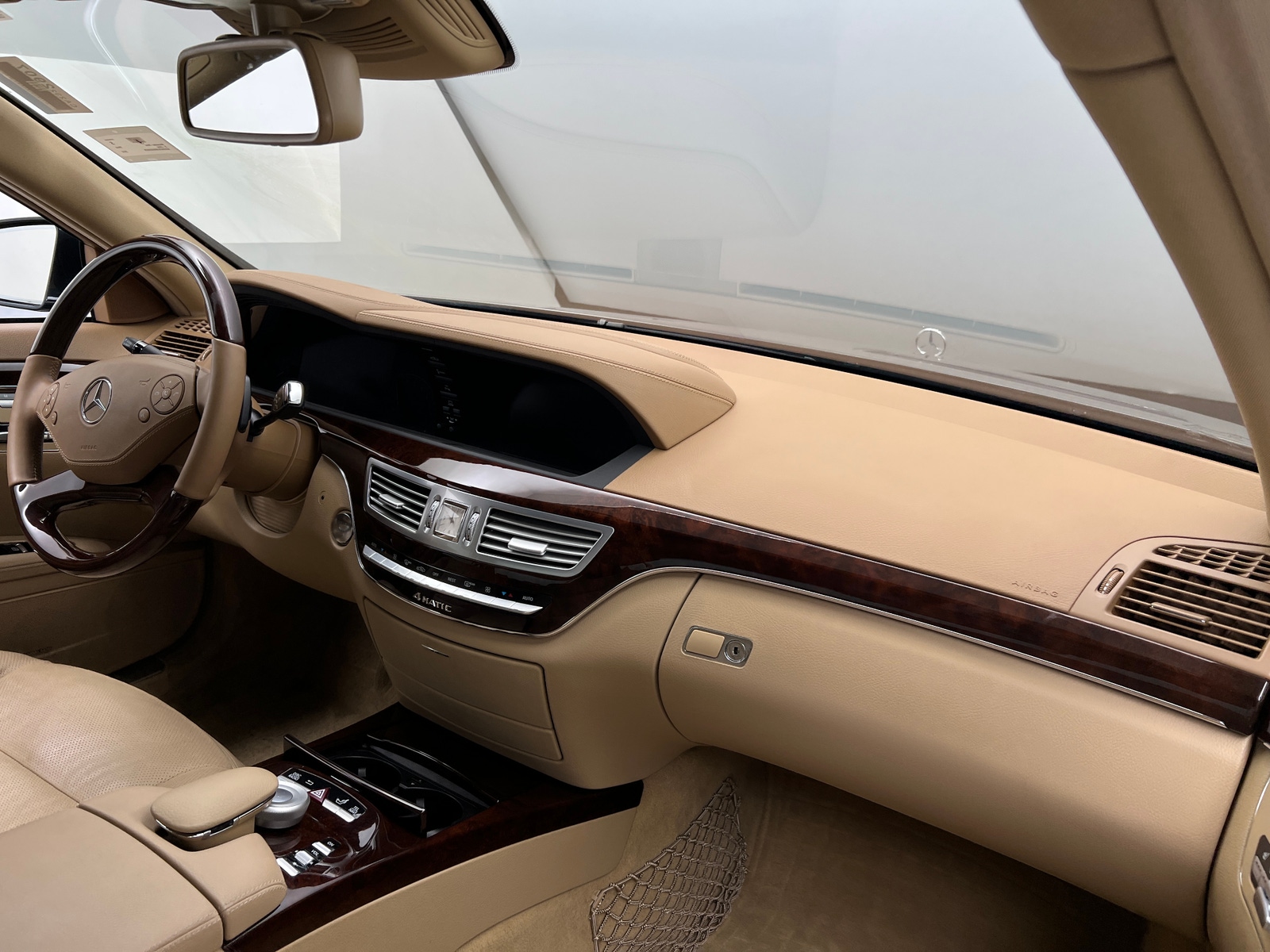 Thumbnail: 2013 Mercedes-Benz S-Class - 2
