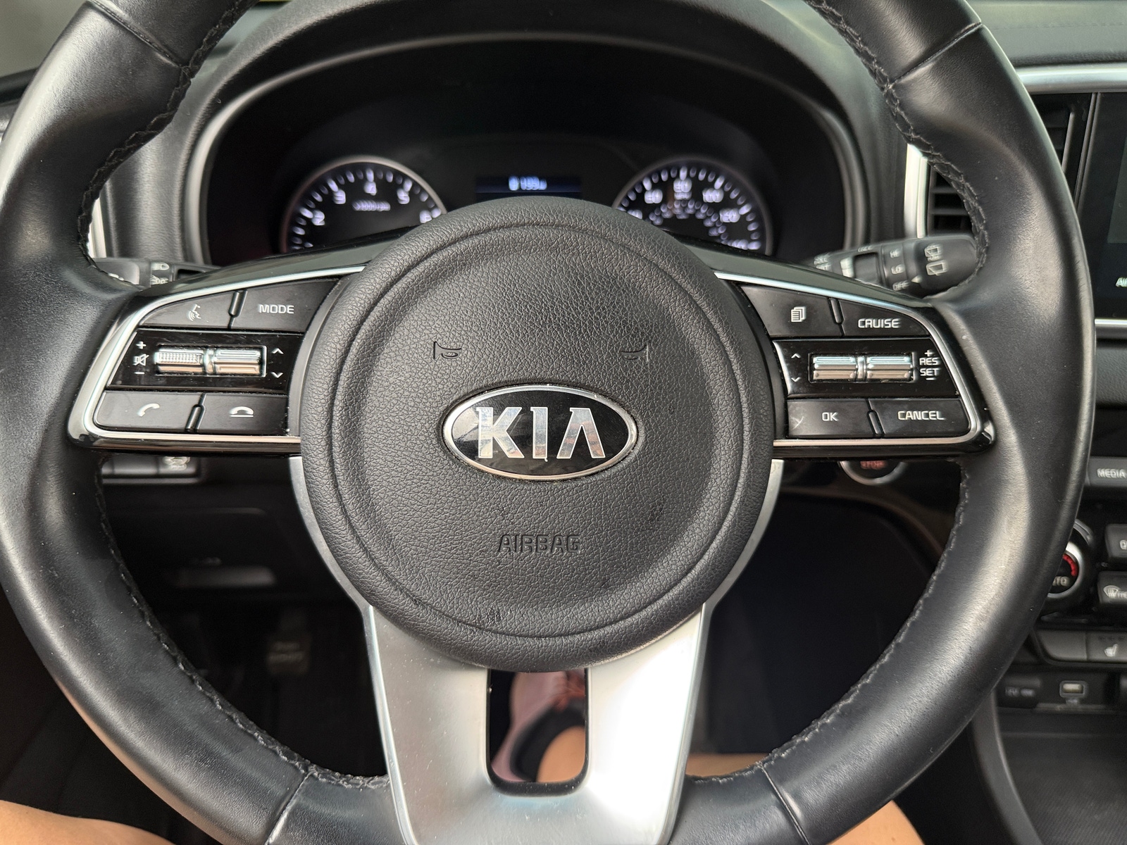 Thumbnail: 2022 Kia Sportage - 4
