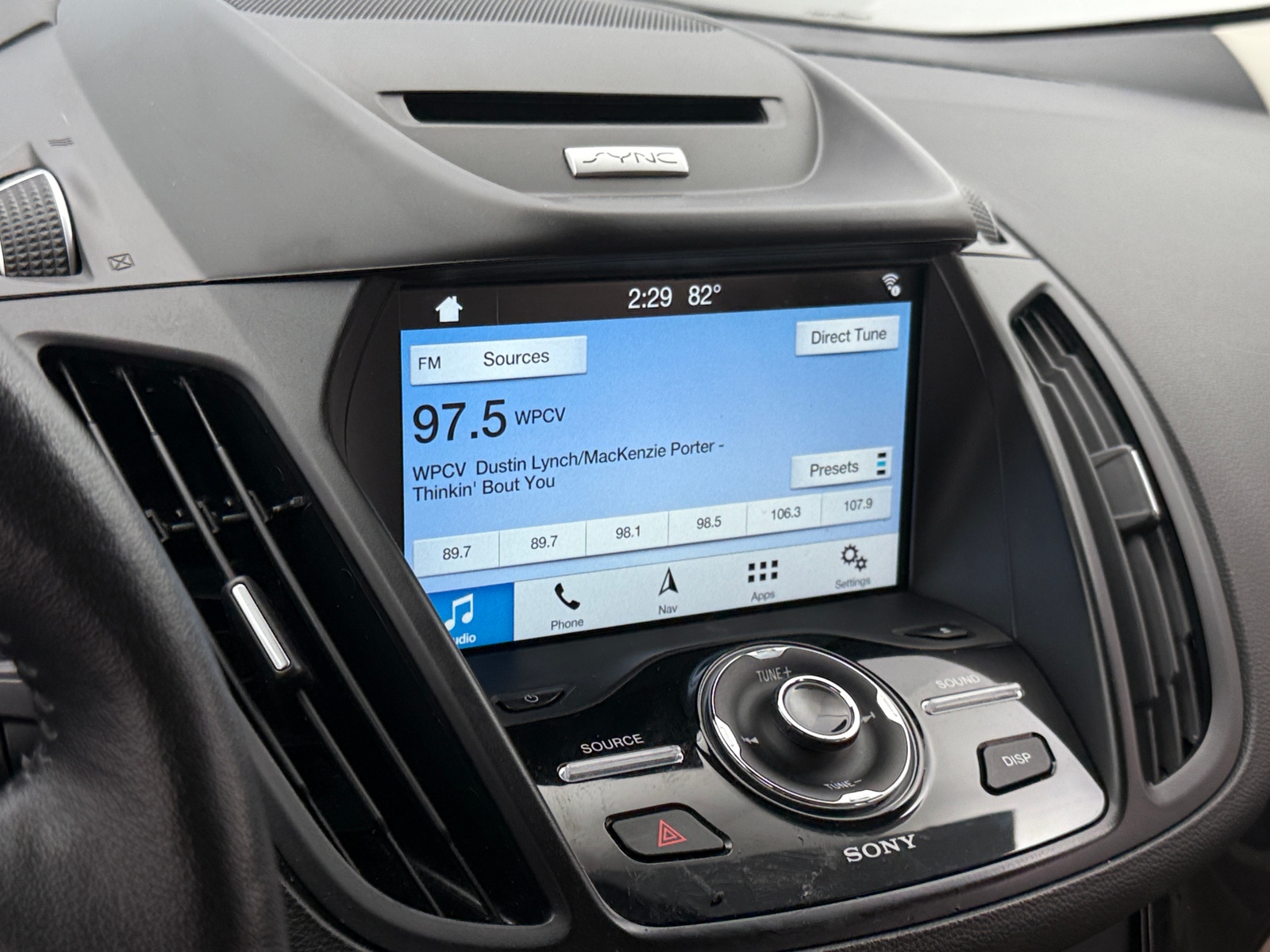 Thumbnail: 2017 Ford Escape - 3