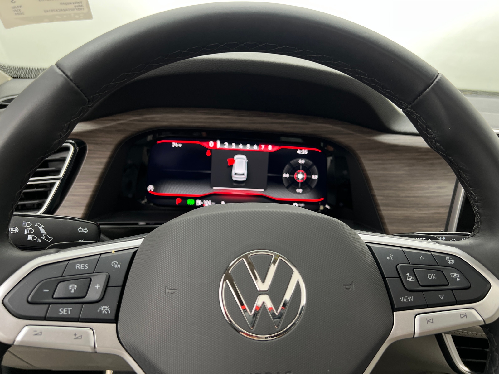 Thumbnail: 2024 Volkswagen Atlas - 4