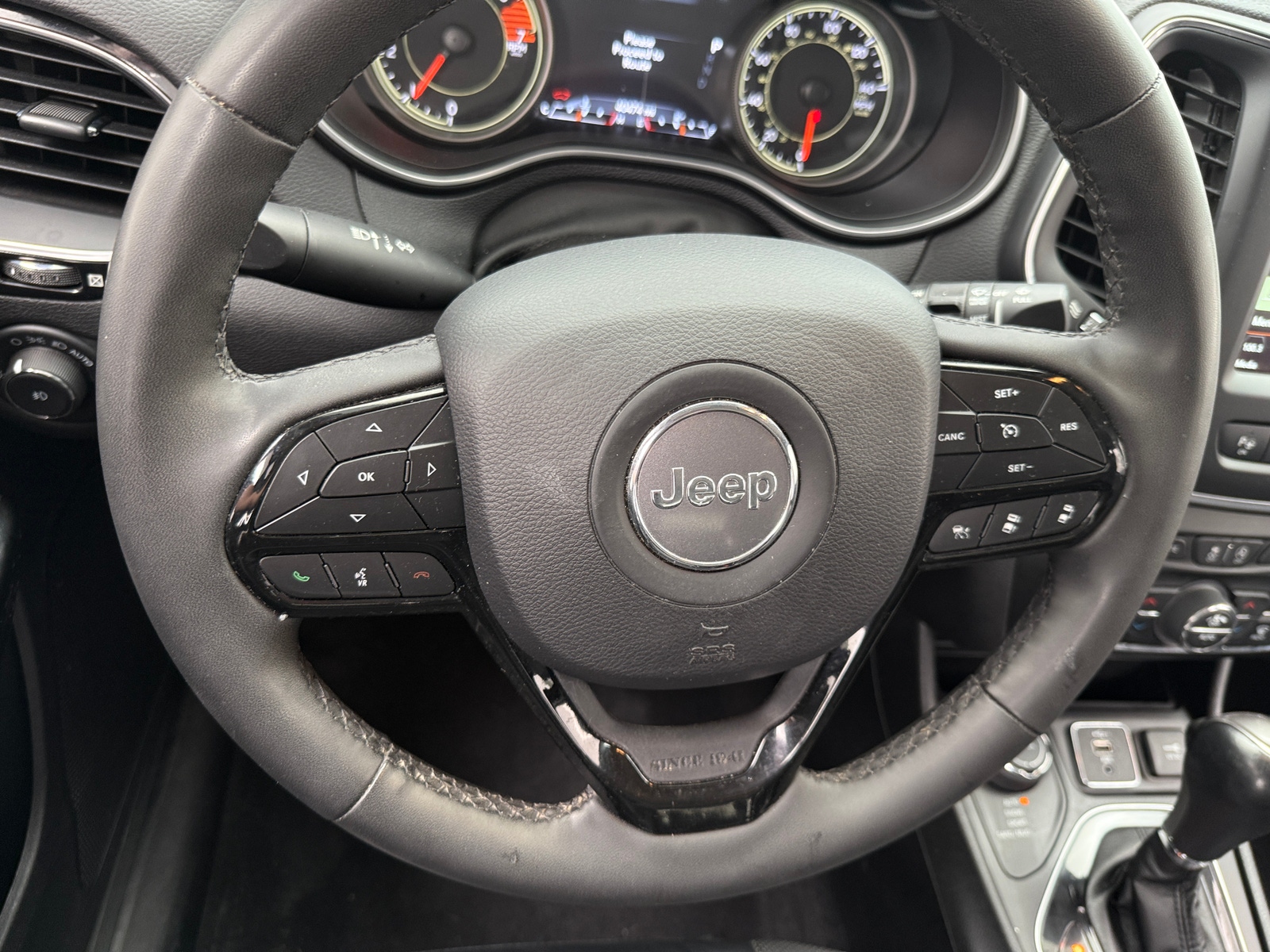 Thumbnail: 2023 Jeep Cherokee - 4