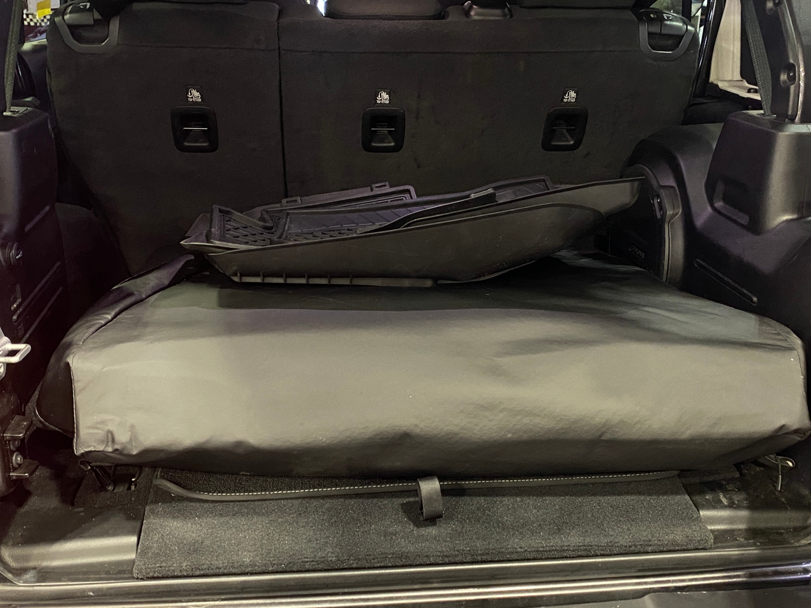Thumbnail: 2021 Jeep Wrangler - 7