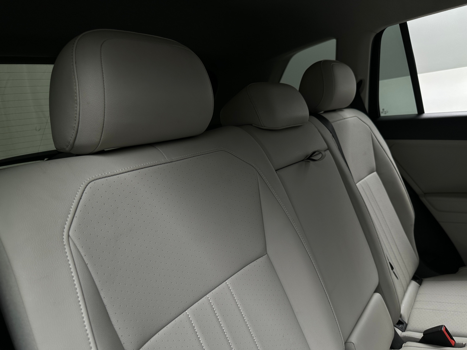 Thumbnail: 2023 Volkswagen Tiguan - 5