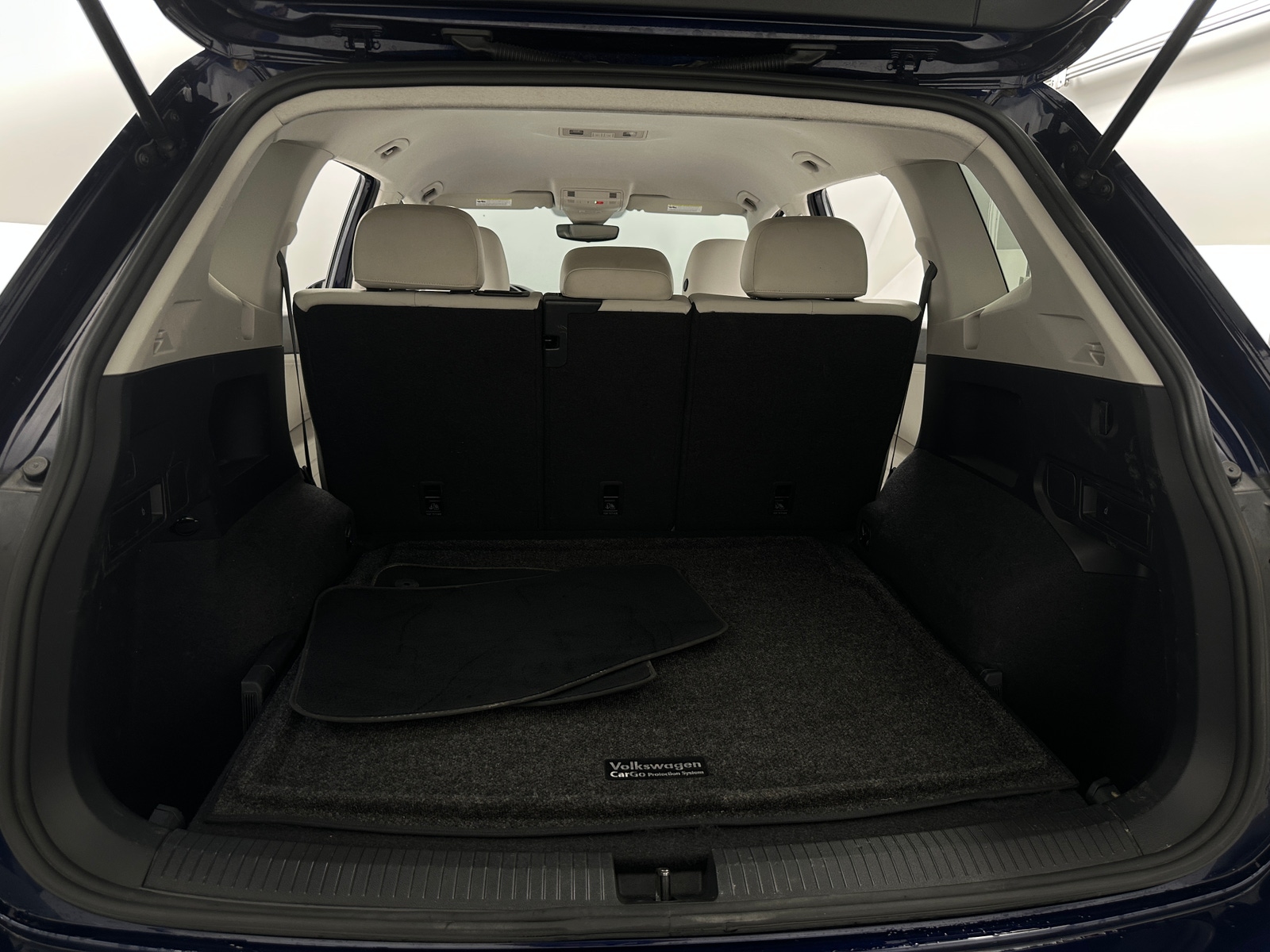 Thumbnail: 2023 Volkswagen Tiguan - 6