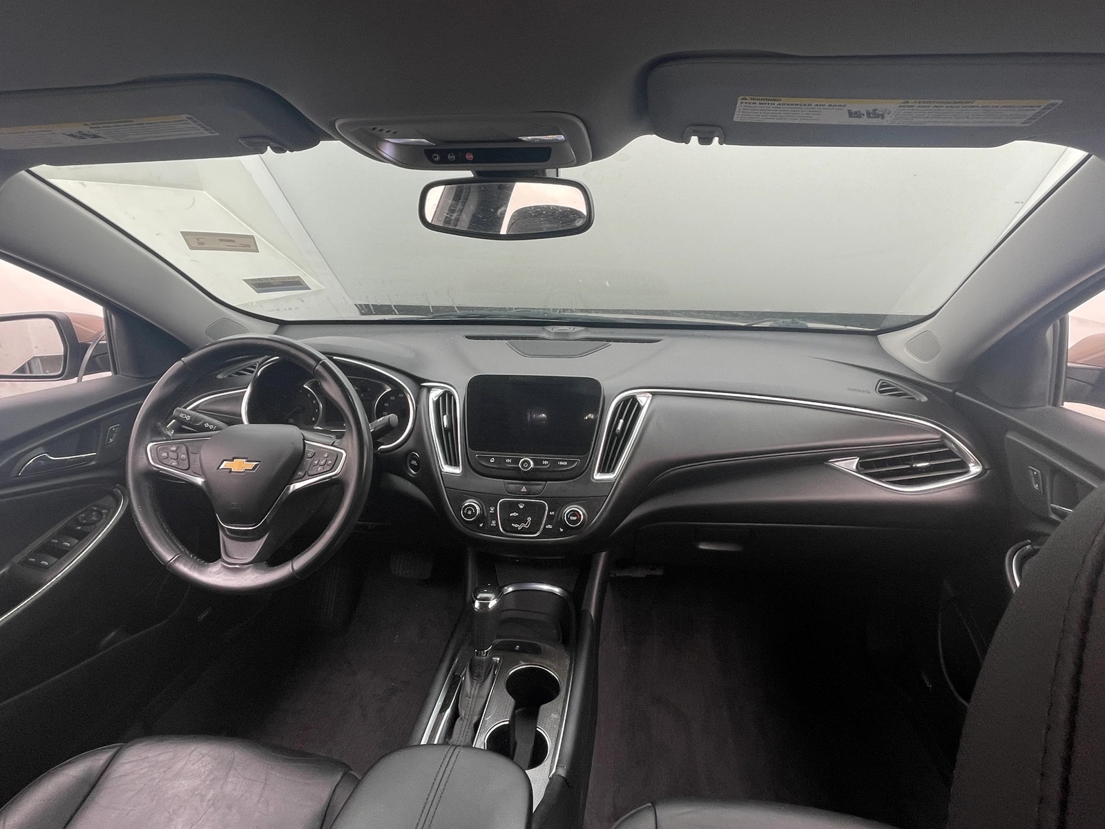 Thumbnail: 2018 Chevrolet Malibu - 3