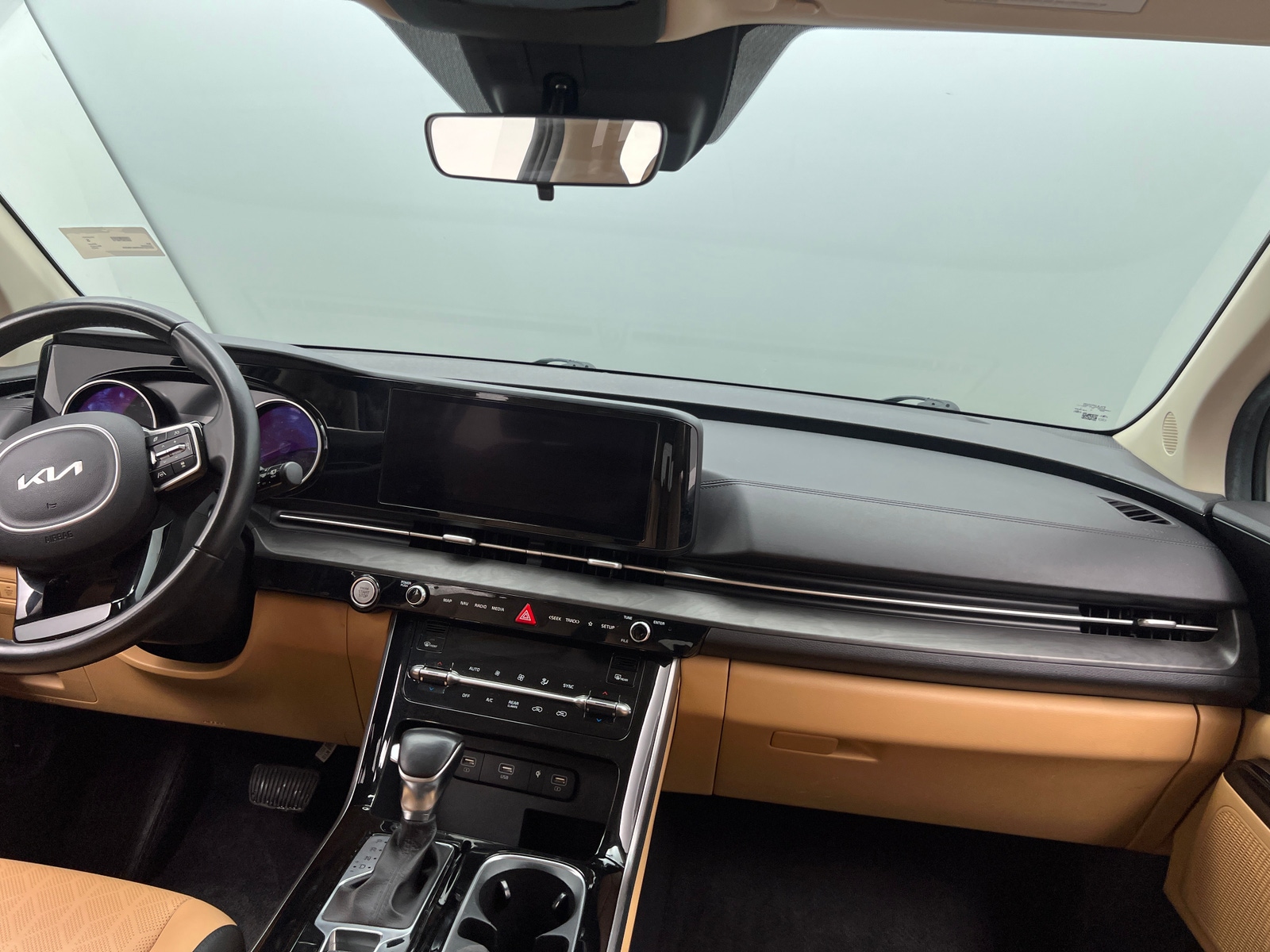 Thumbnail: 2022 Kia Carnival - 2