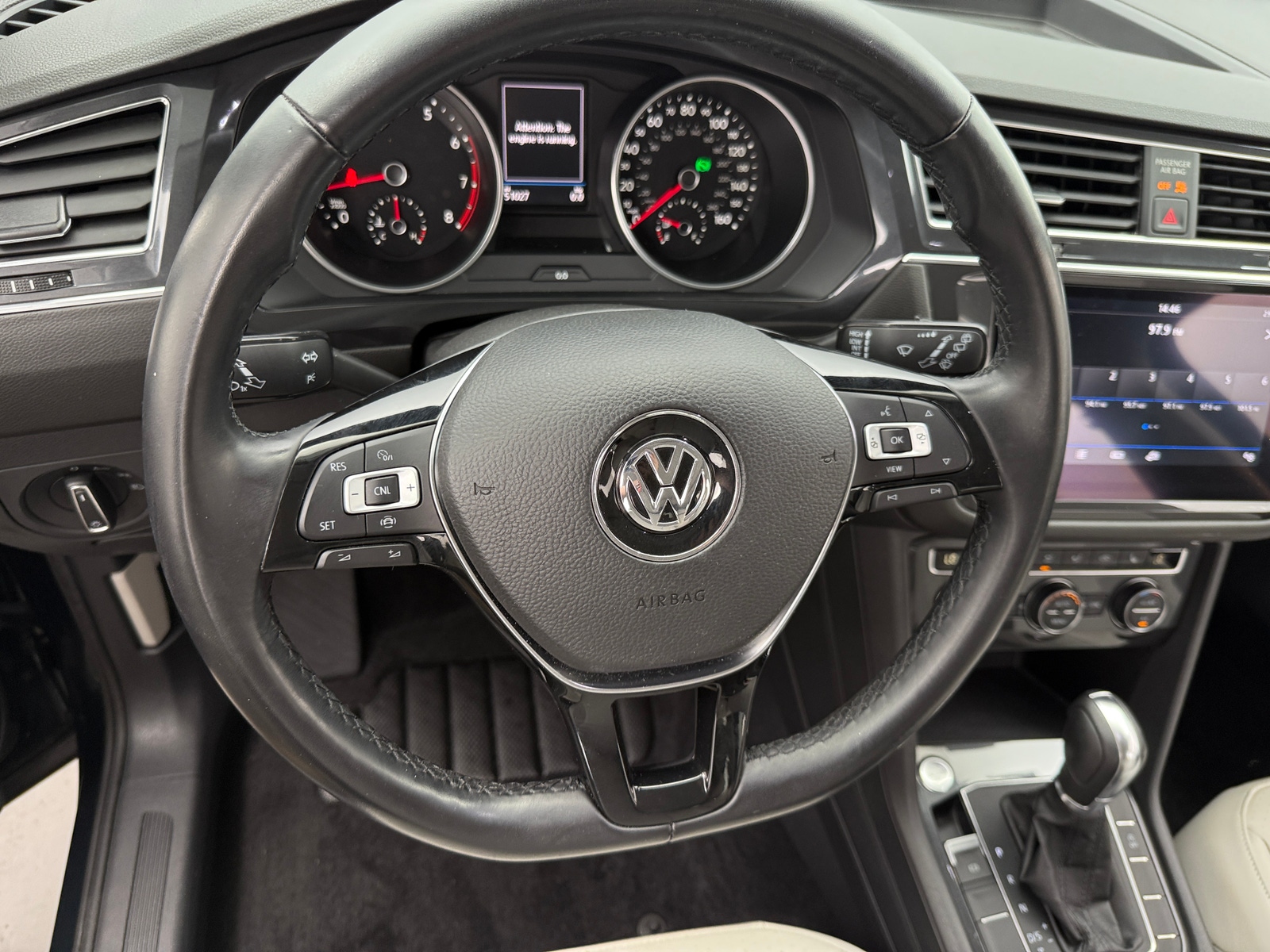 Thumbnail: 2019 Volkswagen Tiguan - 4