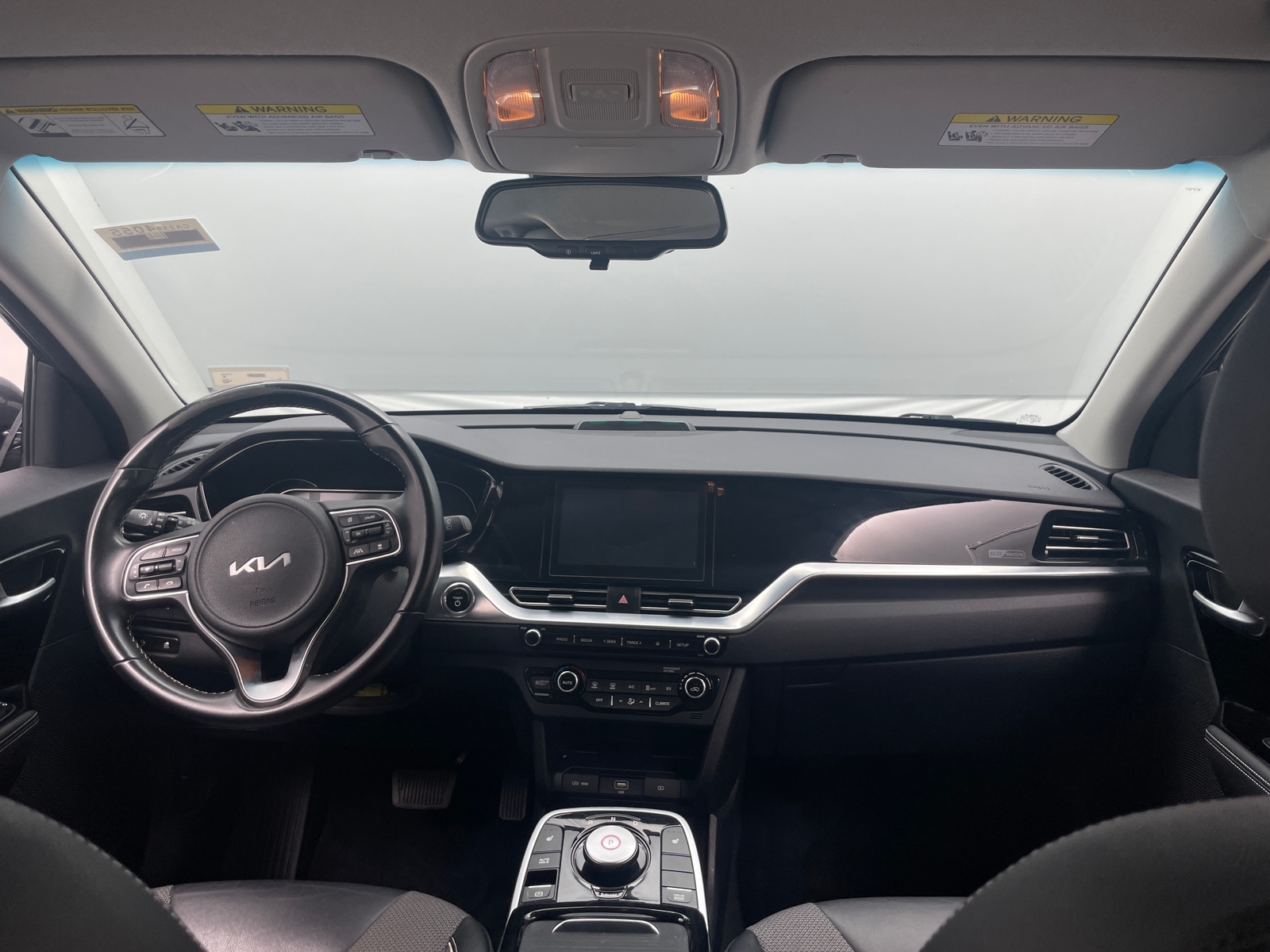 Thumbnail: 2022 Kia Niro - 2