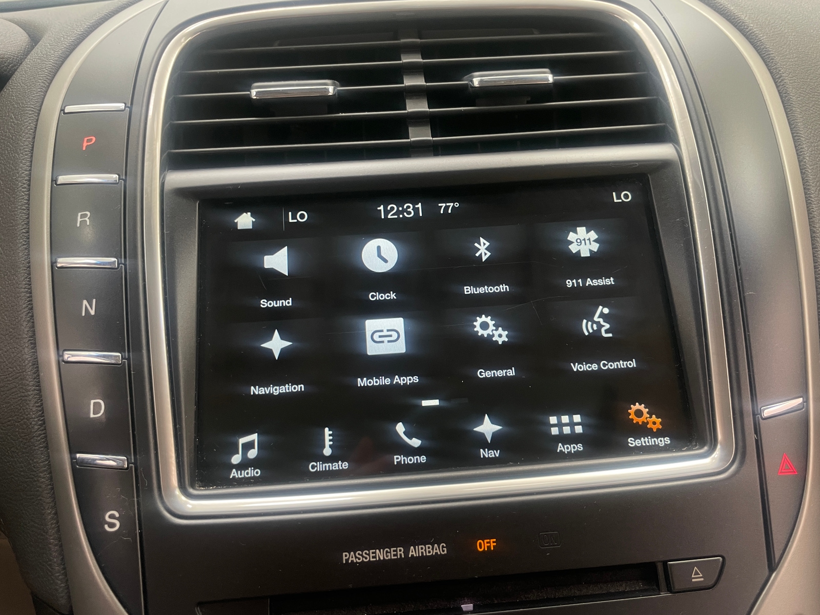 Thumbnail: 2016 Lincoln MKX - 3