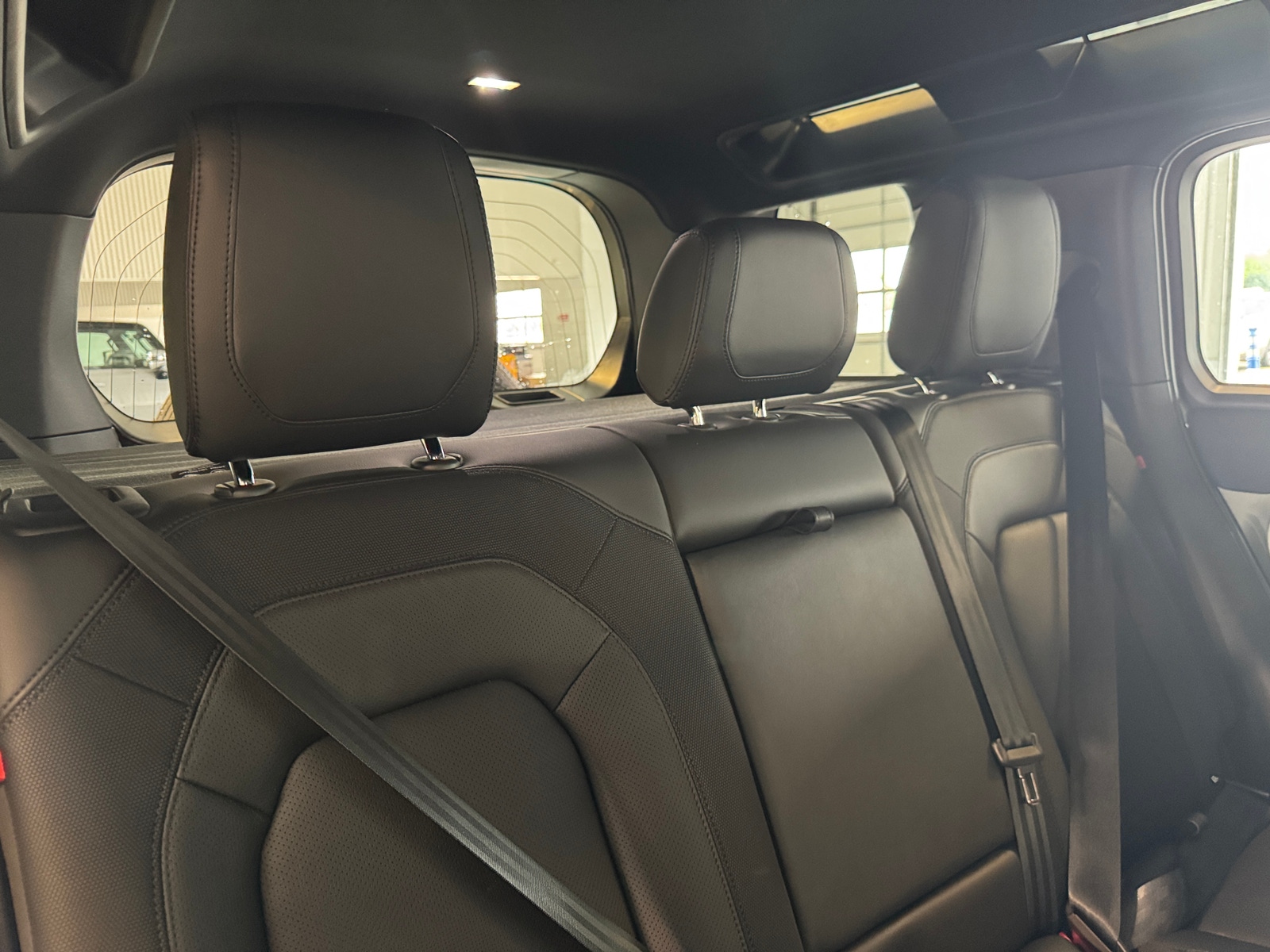 Thumbnail: 2024 Land Rover Defender - 5