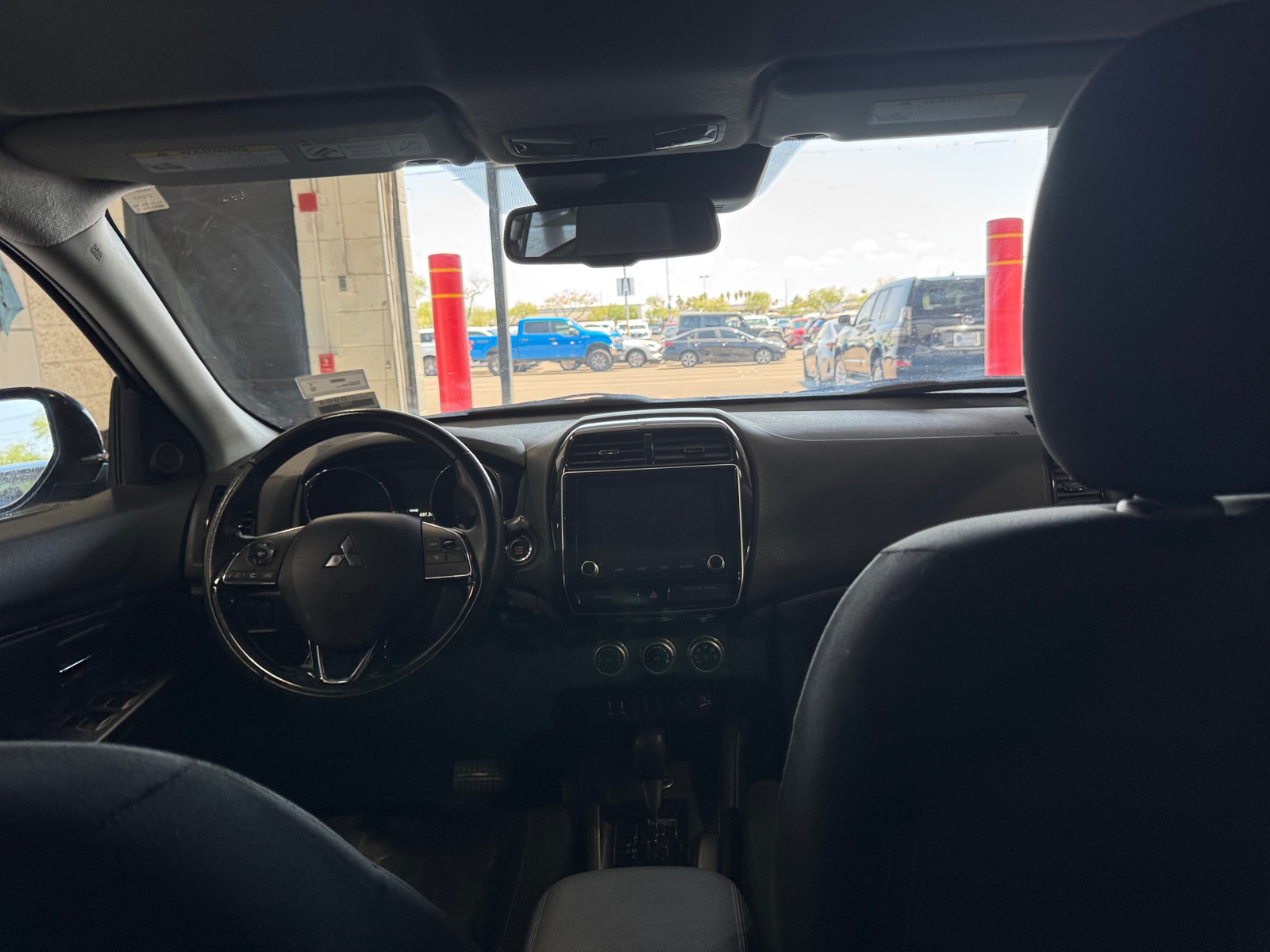 Thumbnail: 2020 Mitsubishi Outlander Sport - 3
